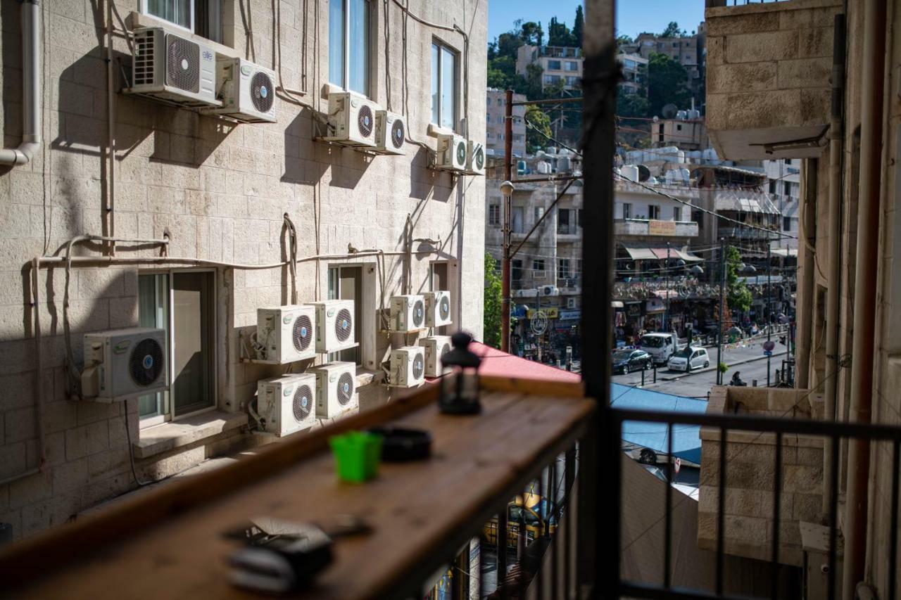 The Cabin Hostel Amman Exterior photo